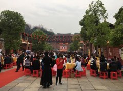 ����ǧ����